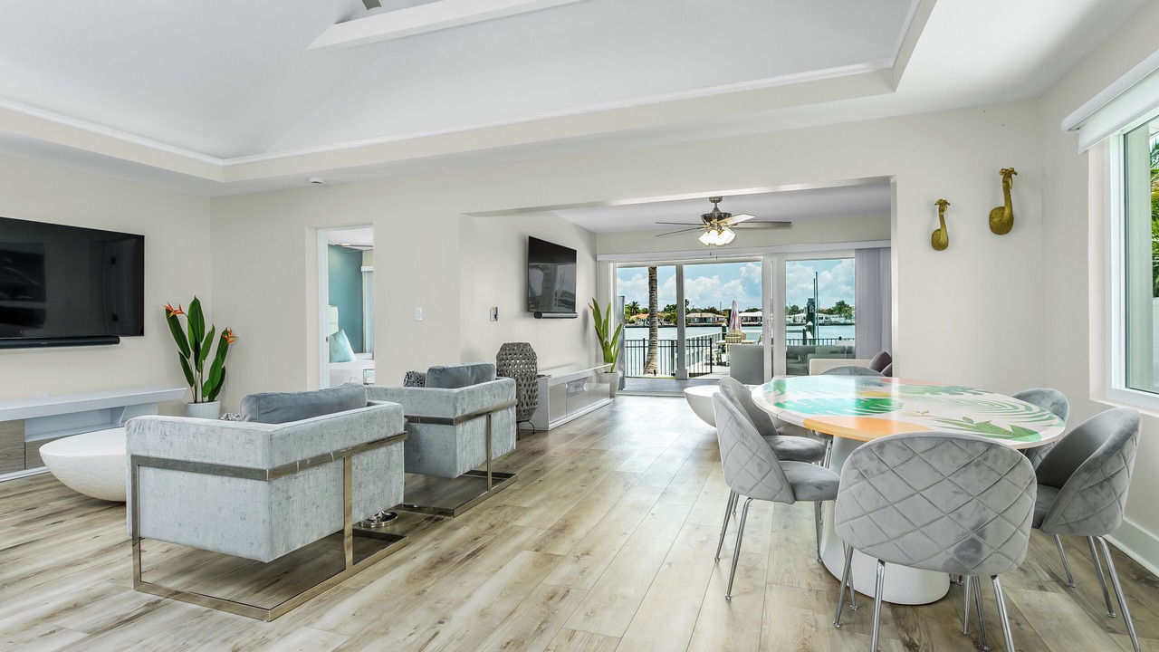 Photo of Bedroom in Sunset Beach