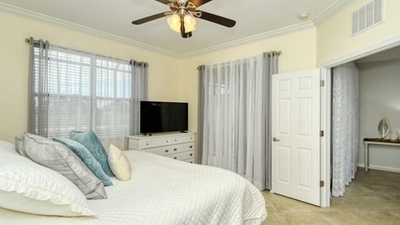 Photo of Bedroom in Bradenton
