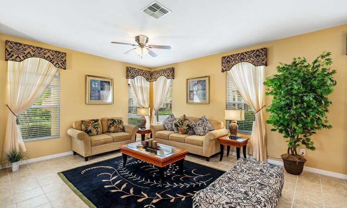 Photo of Livingroom in Watersong