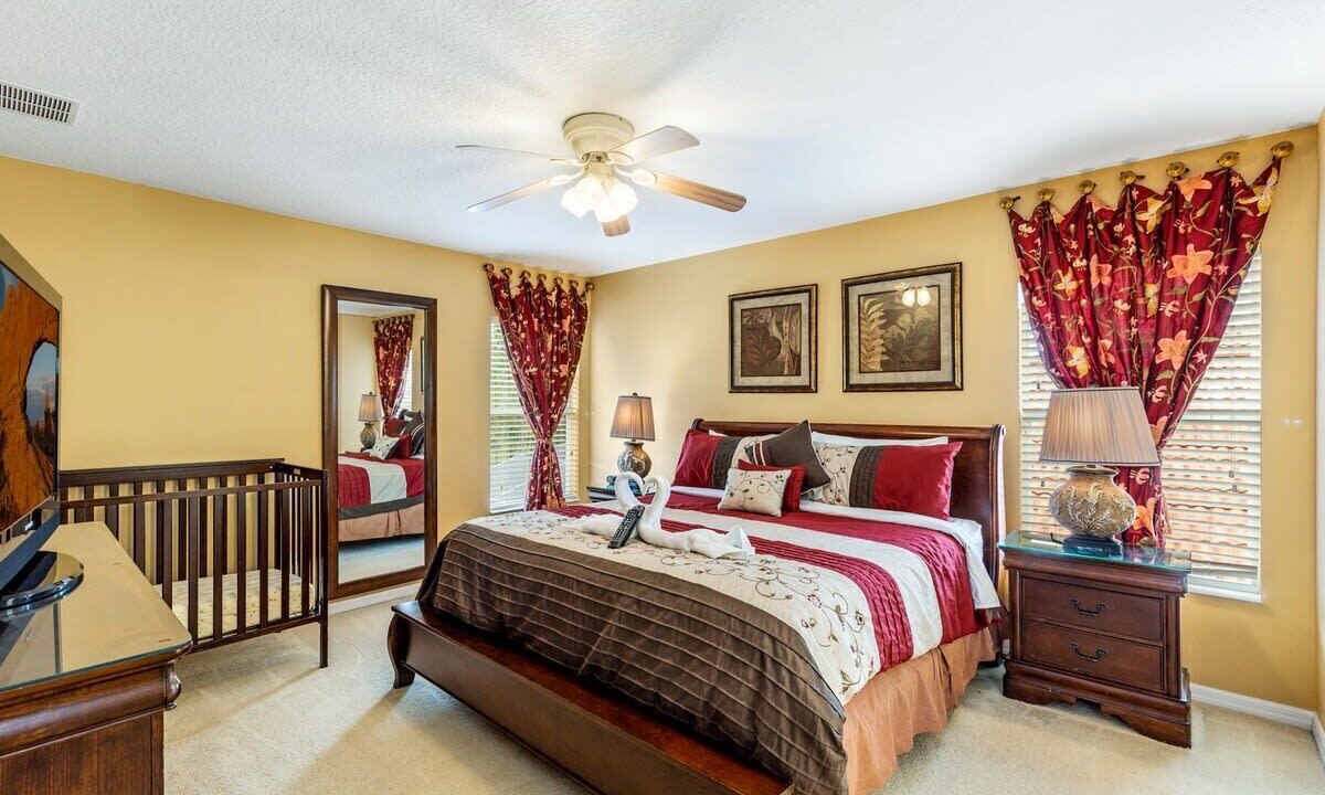 Photo of Bedroom in Watersong