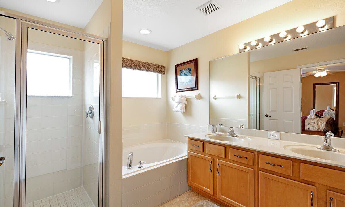 Photo of Bathroom in Watersong