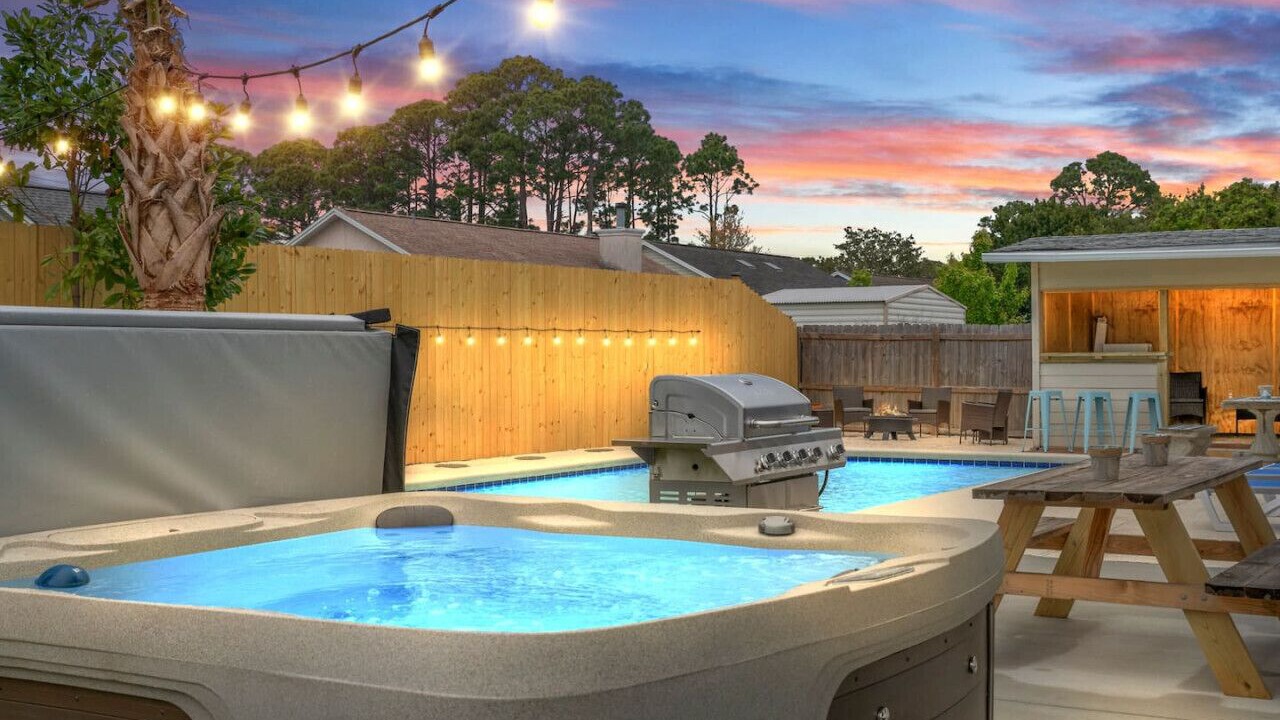 Photo of Outdoor in Thomas Drive