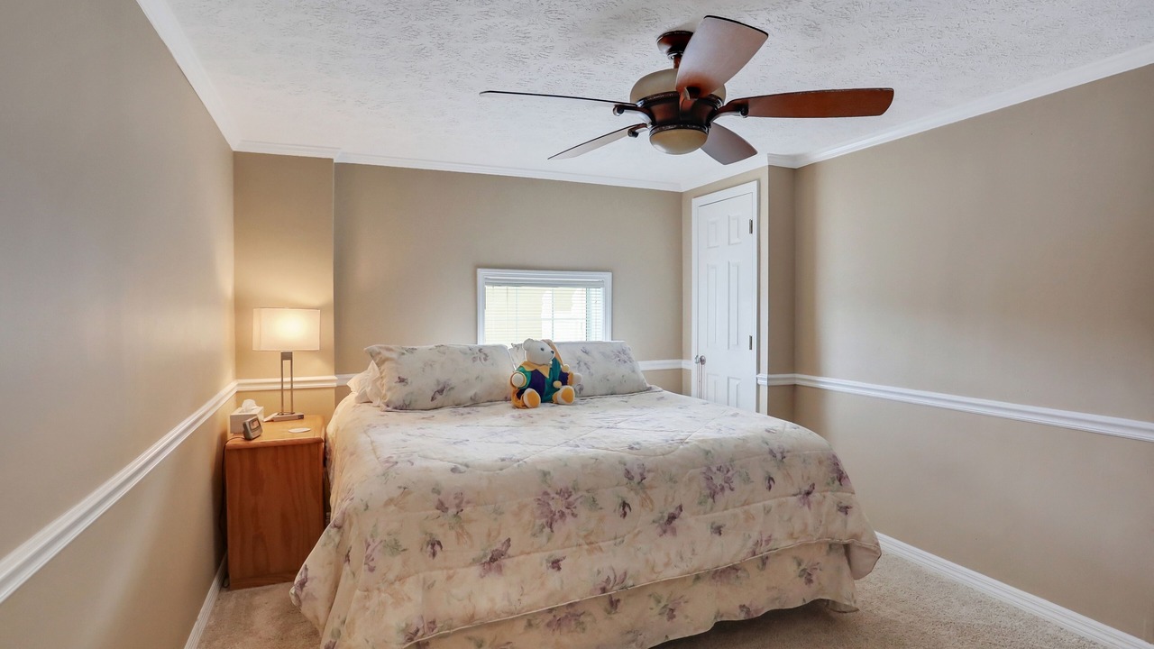 Photo of Bedroom in Harbor Hills