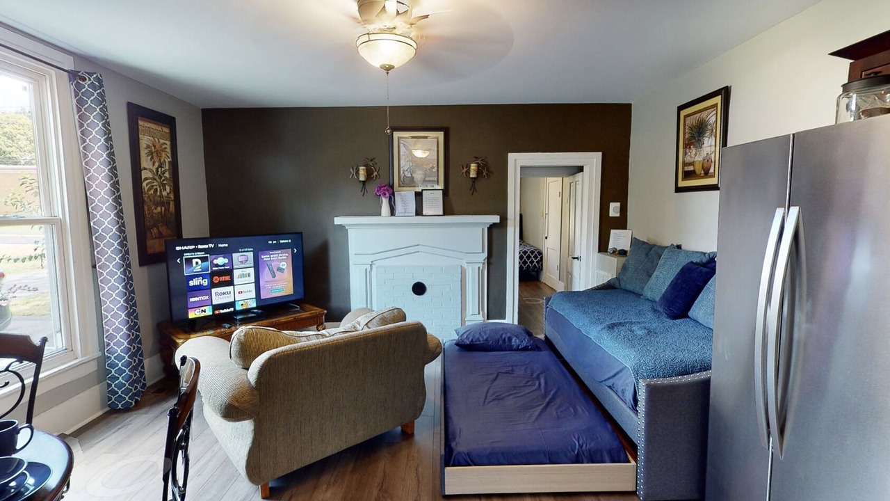 Photo of Livingroom in Mooresville