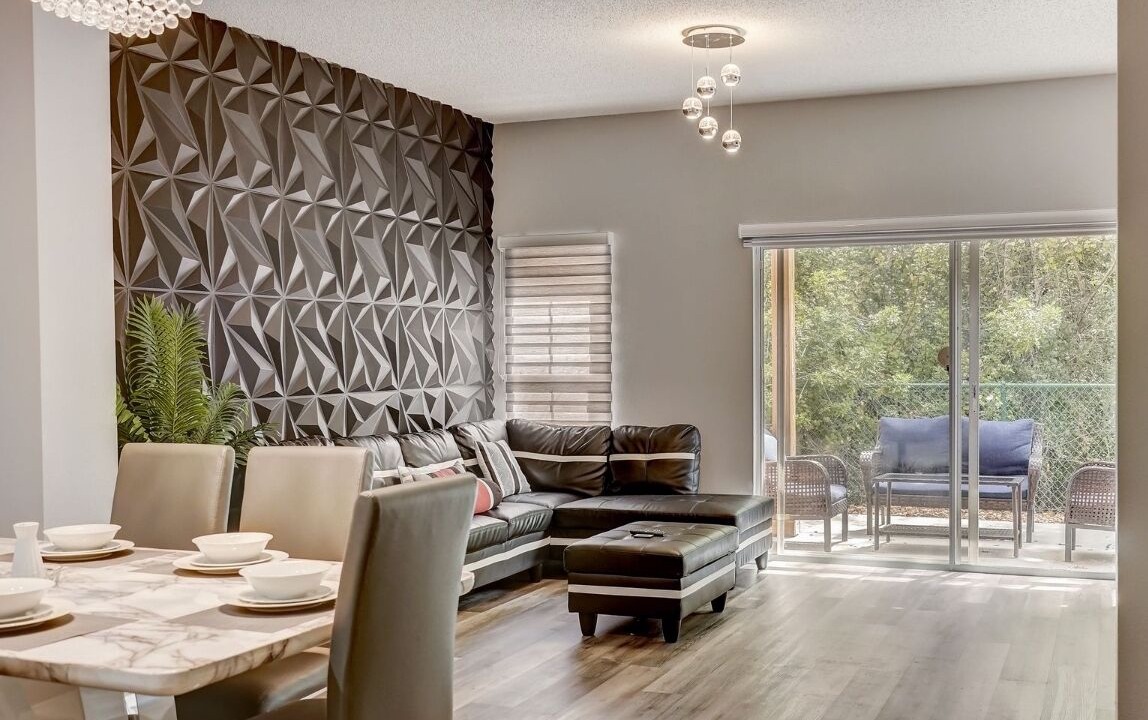 Photo of Livingroom in Seasons