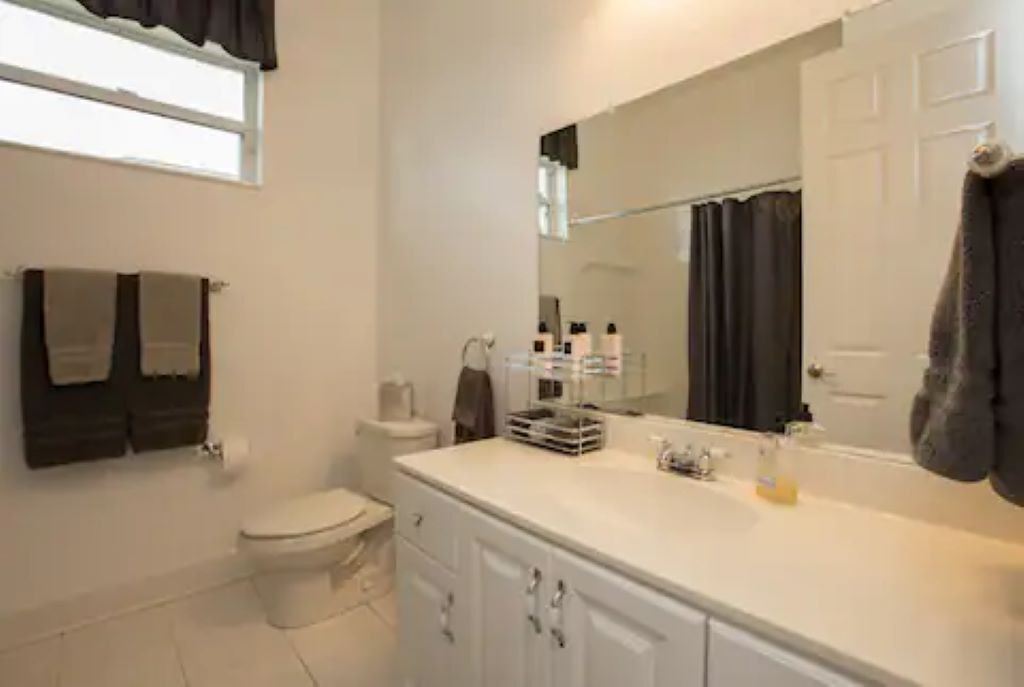 Photo of Bathroom in New Smyrna Beach
