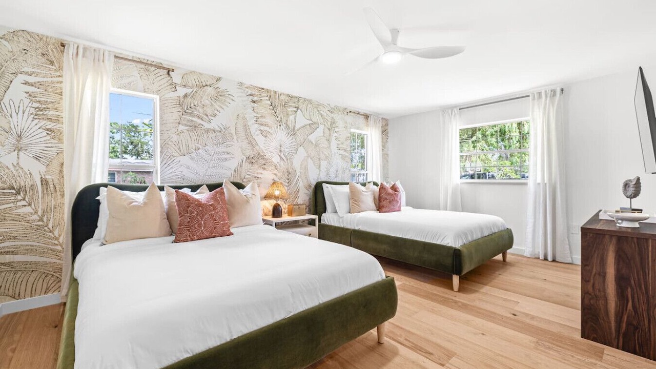 Photo of Bedroom in Largo