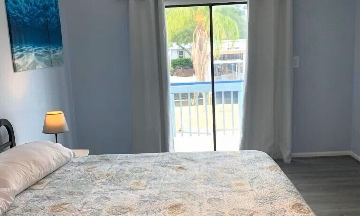 Photo of Bedroom in Butler Beach