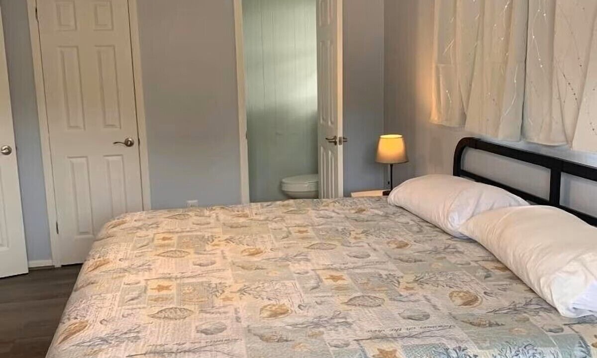 Photo of Bedroom in Butler Beach