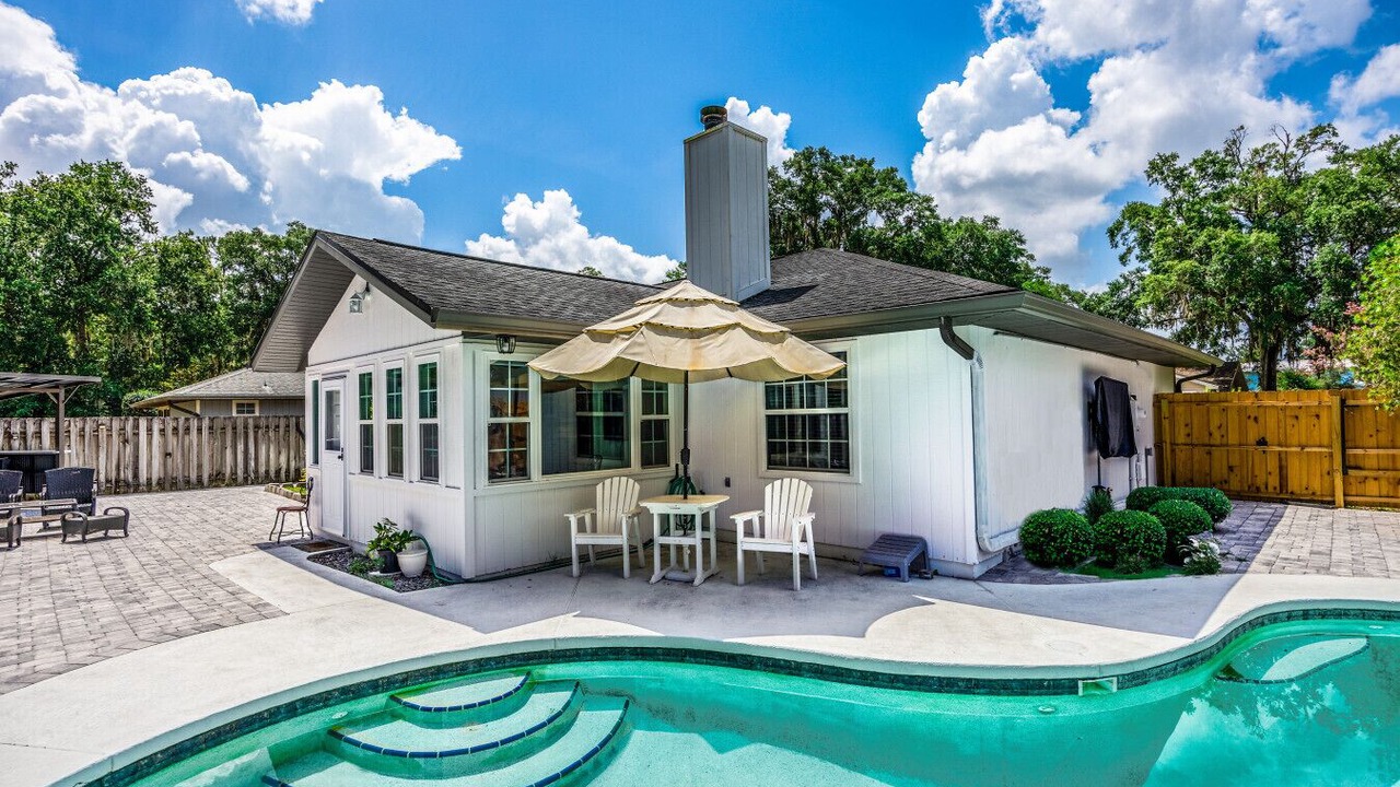 Photo of Outdoor in Gainesville