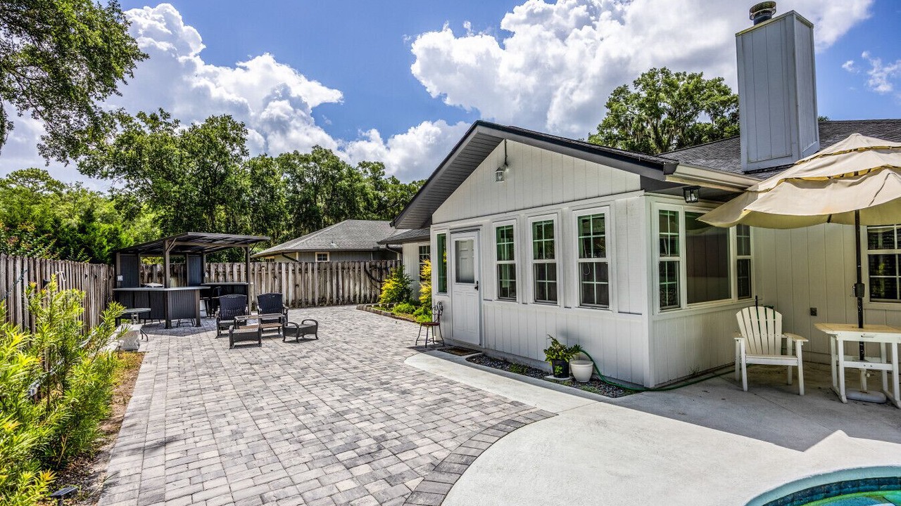 Photo of Outdoor in Gainesville