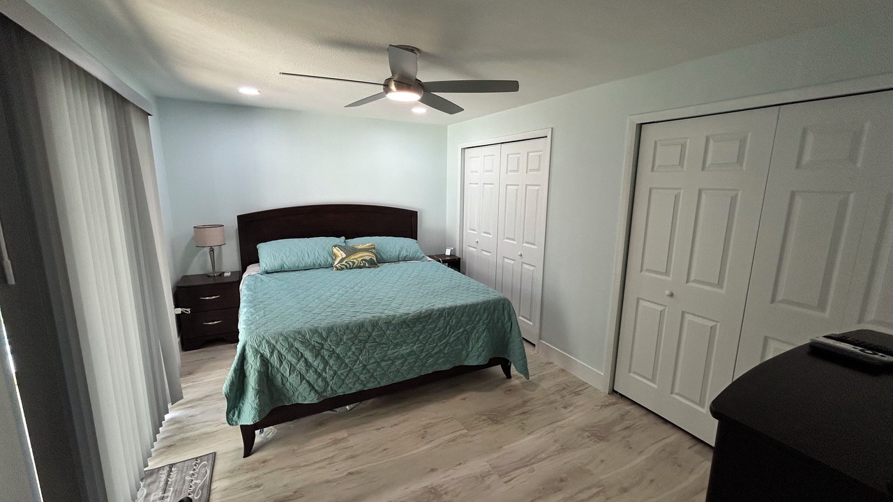 Photo of Bedroom in Harbor Heights
