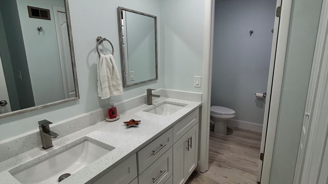 Photo of Bathroom in Harbor Heights