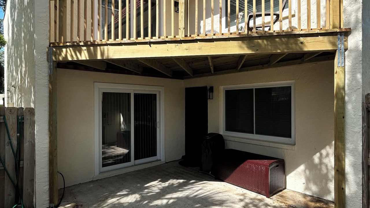 Photo of Patio Balcony in Harbor Heights