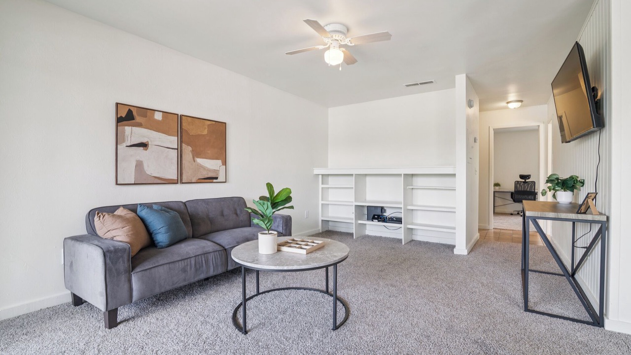Photo of Livingroom in Gainesville