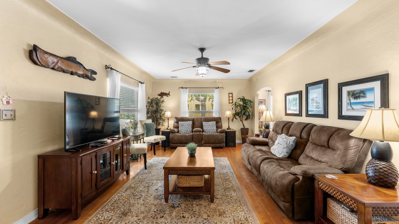 Photo of Livingroom in Historic Old Northeast