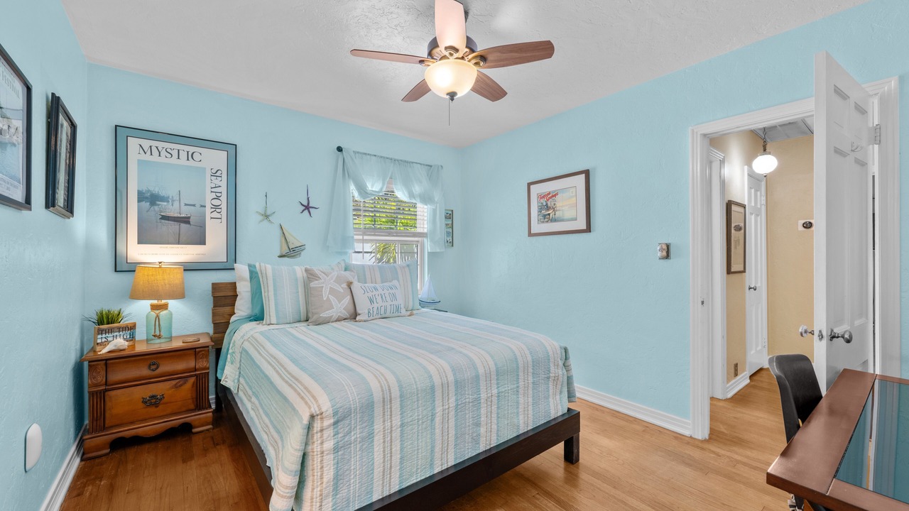 Photo of Bedroom in Historic Old Northeast