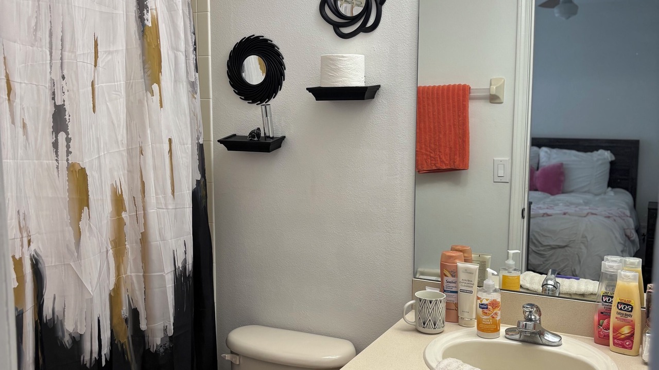 Photo of Bathroom in Riverview