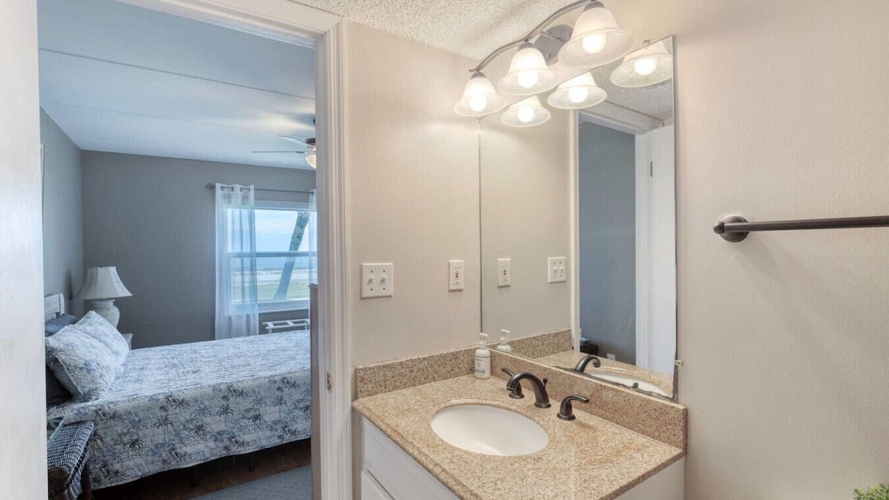 Photo of Bathroom in Ormond-by-the-Sea