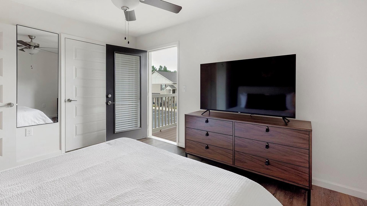 Photo of Bedroom in Lyman
