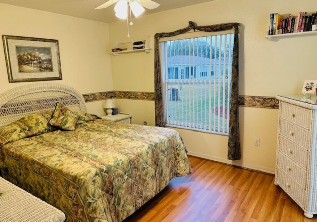 Photo of Bedroom in Bearss Plaza