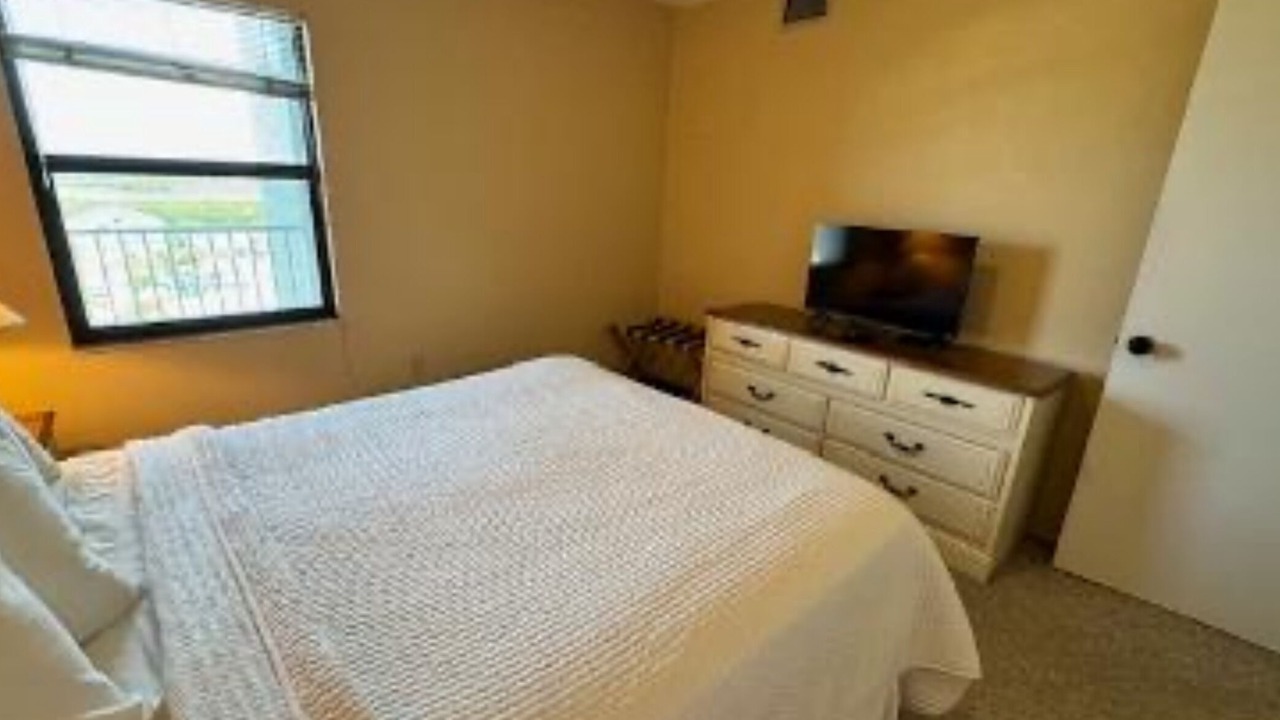 Photo of Bedroom in Ocean View Halifax Estates