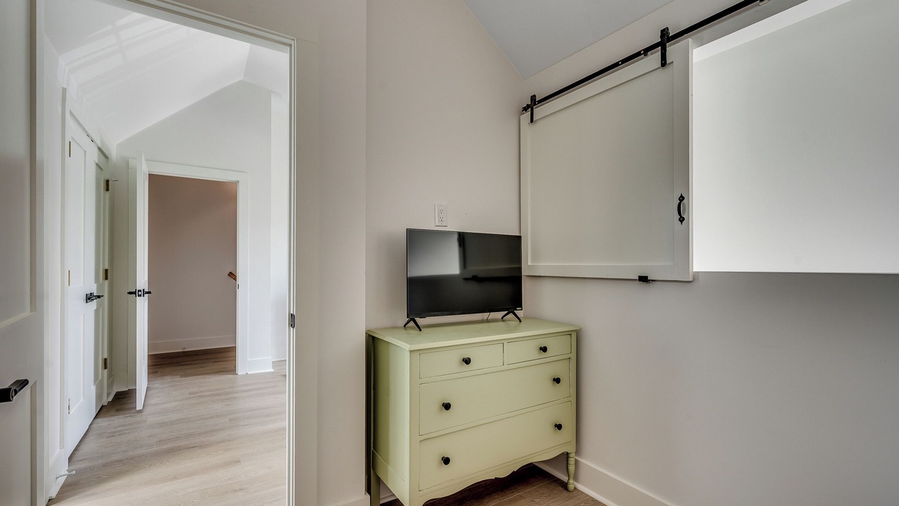 Photo of Bedroom in Surfside Beach