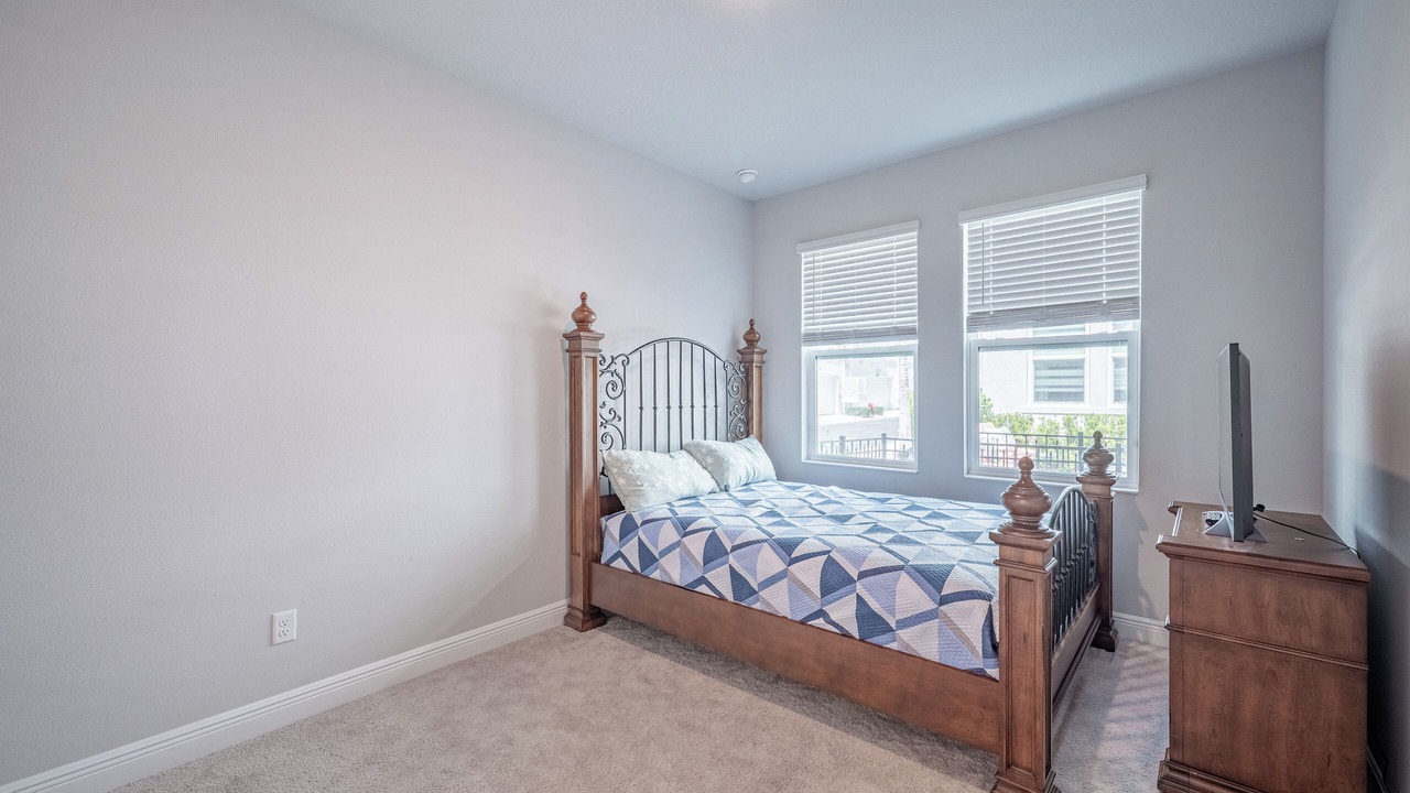 Photo of Bedroom in Downtown