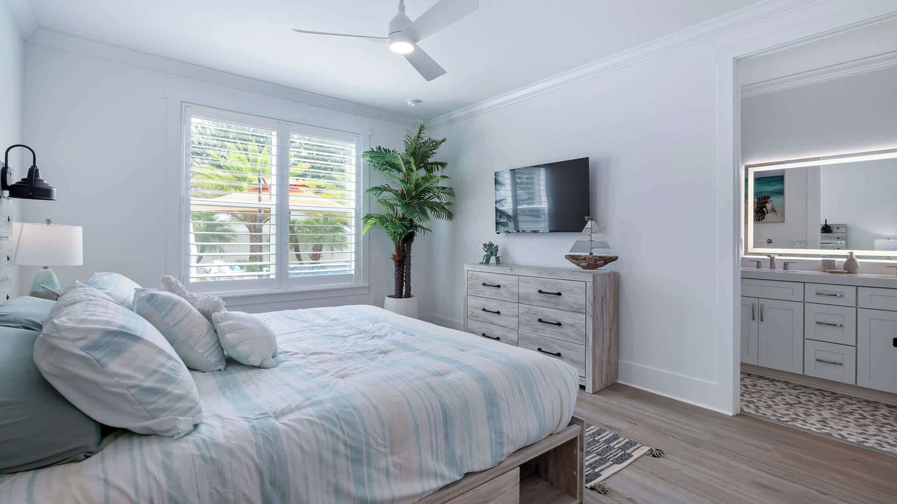 Photo of Bedroom in Butler Beach