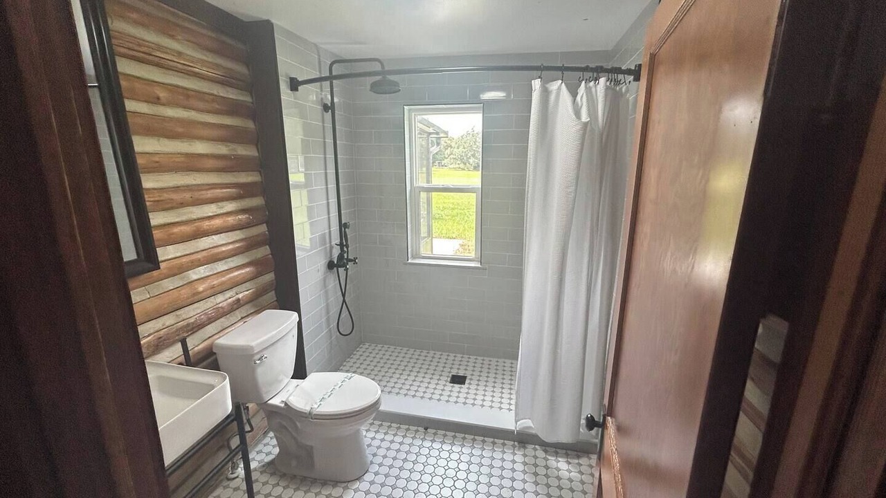 Photo of Bathroom in Thonotosassa