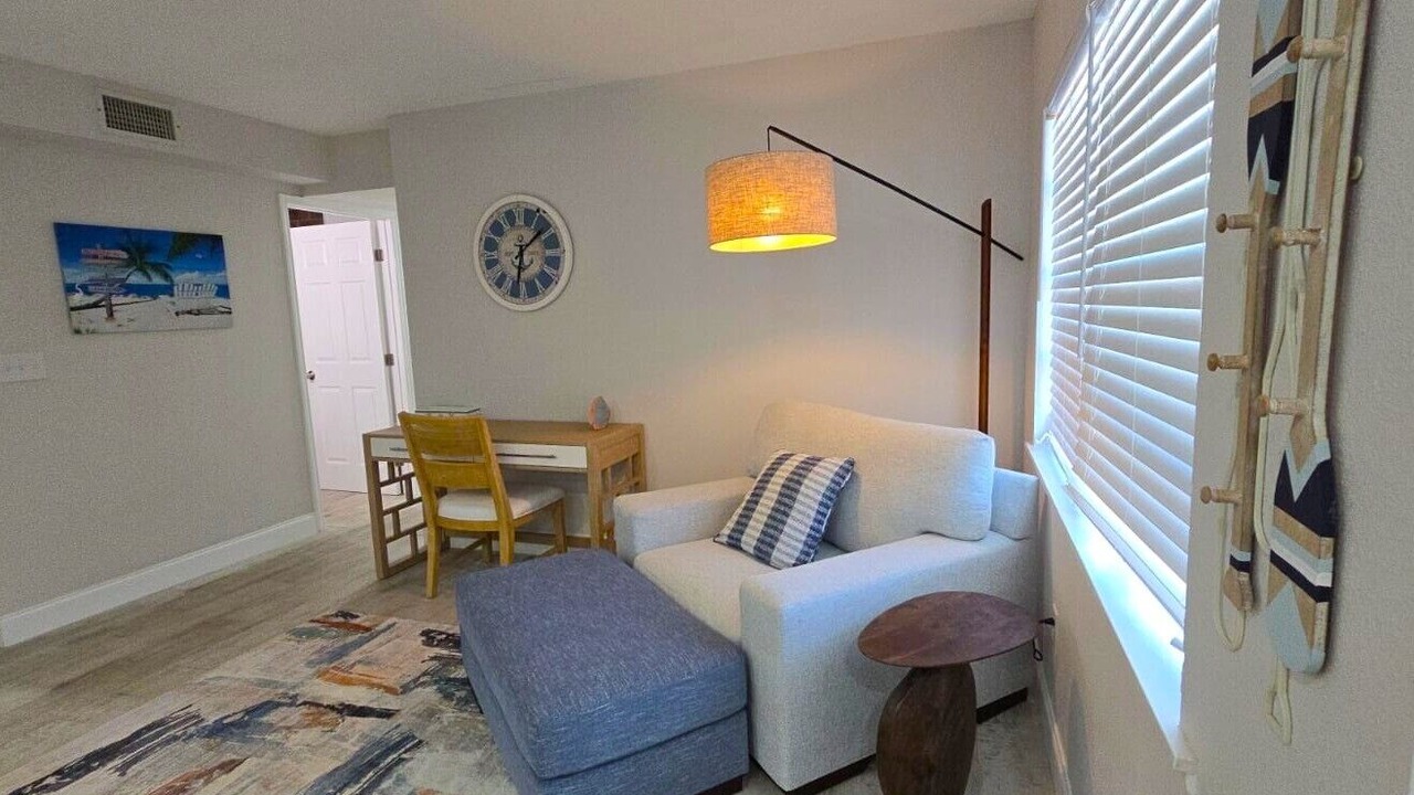 Photo of Livingroom in South Sarasota