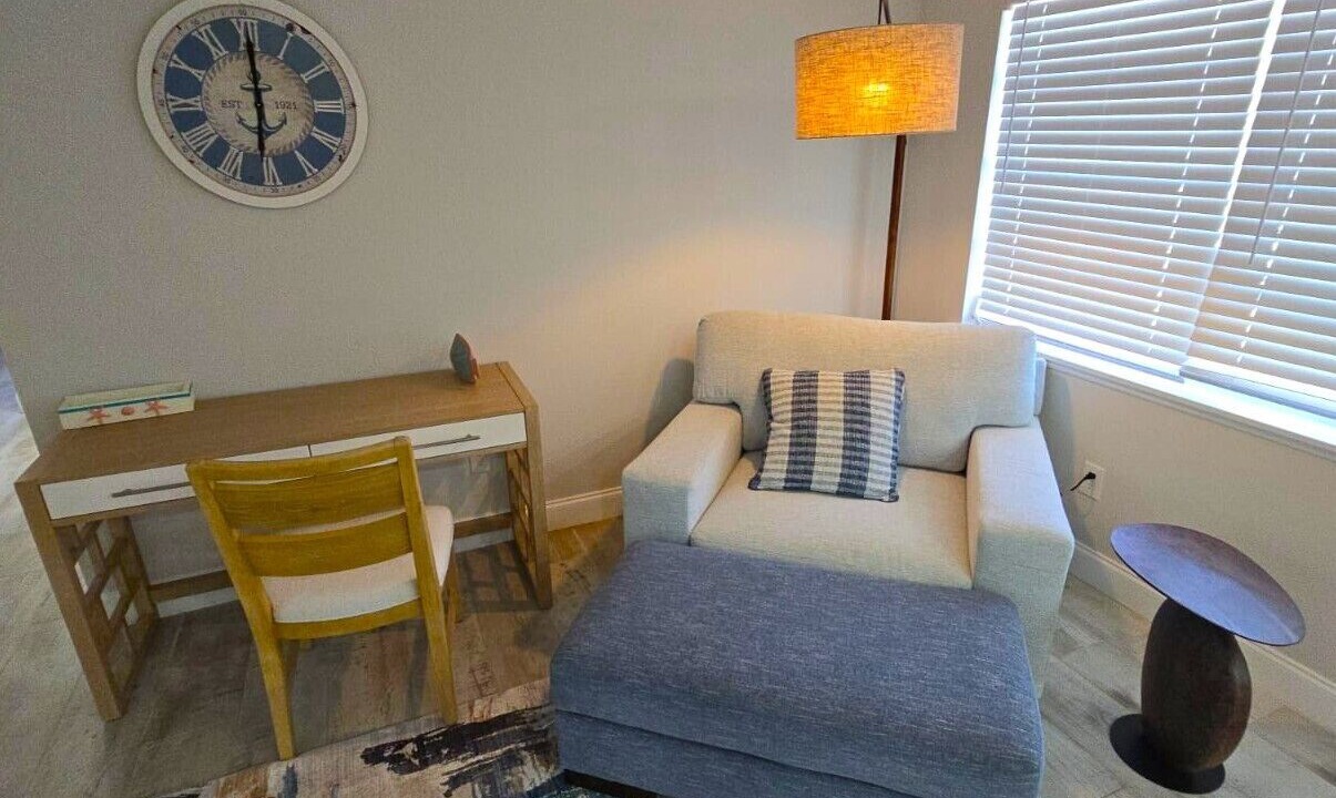 Photo of Livingroom in South Sarasota