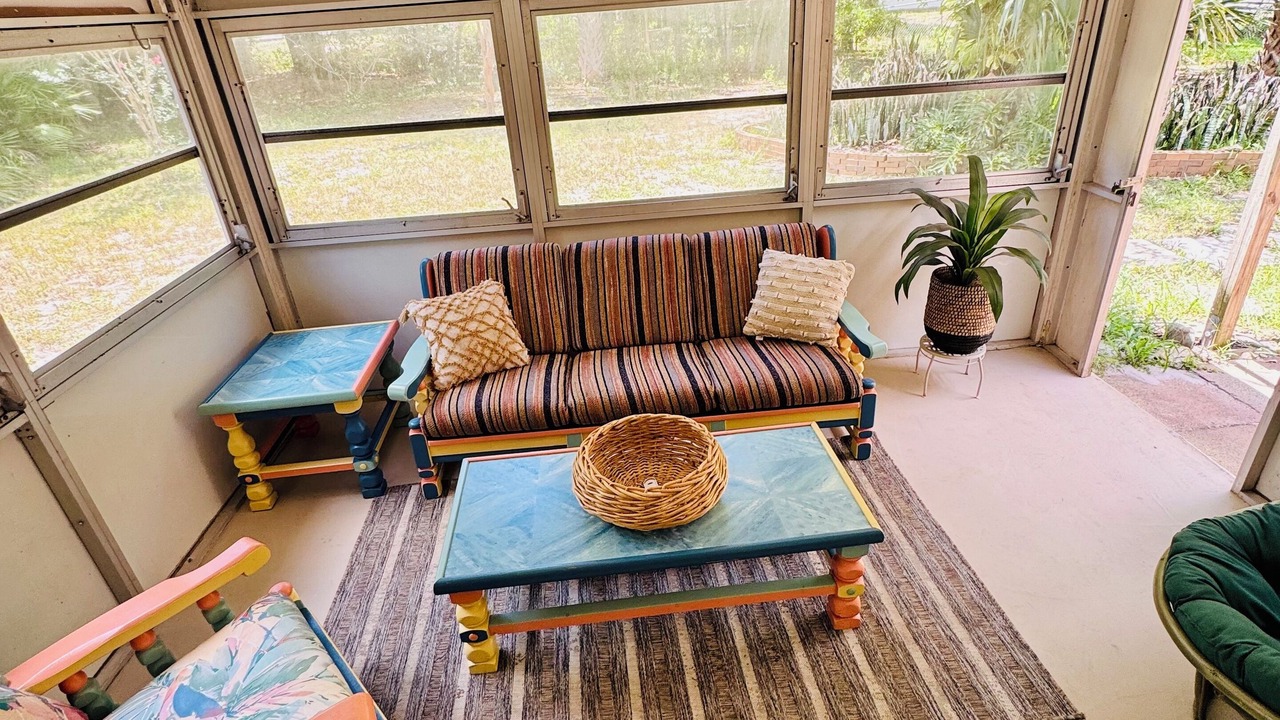 Photo of Livingroom in Deltona Lakes