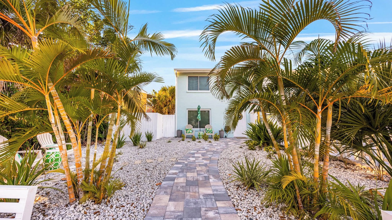 Photo of Patio Balcony in Cape Caneveral Beach Gardens