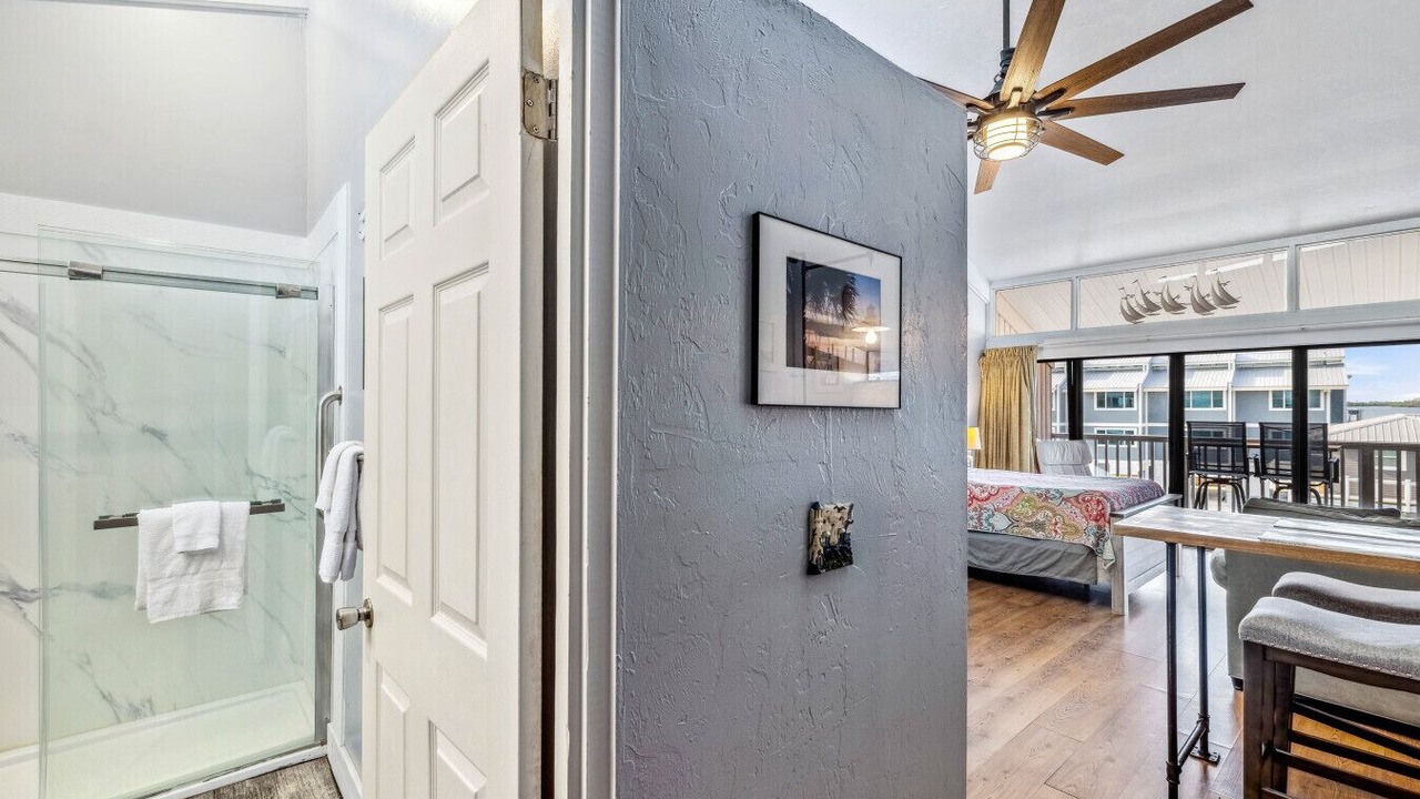 Photo of Bathroom in Cedar Key