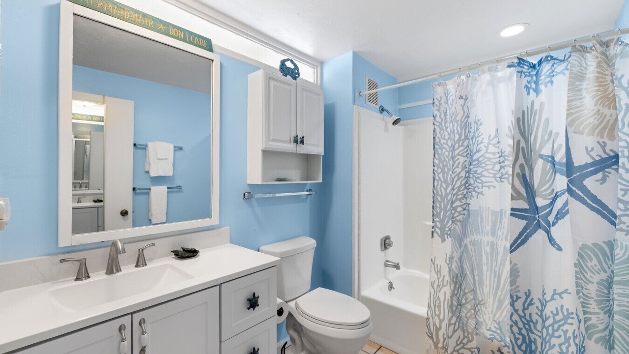 Photo of Bathroom in Cedar Key
