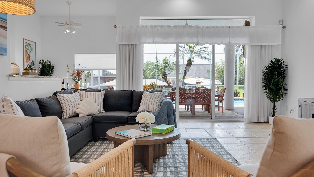 Photo of Livingroom in Palm Harbor