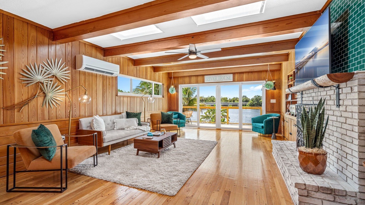Photo of Livingroom in Tropic