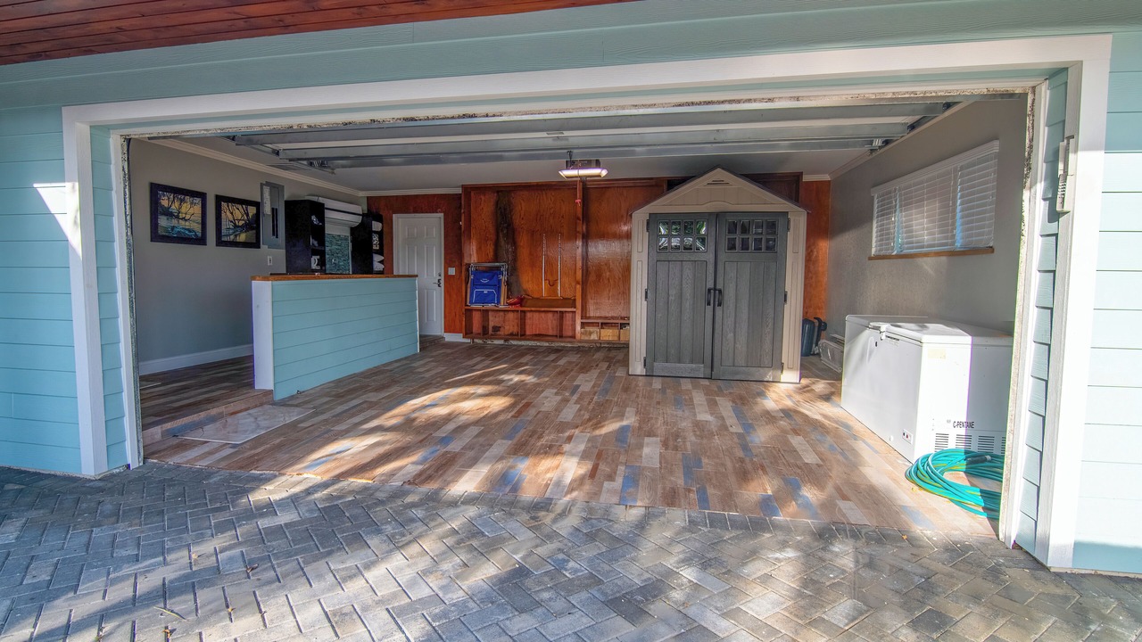 Photo of Others in Pelican Creek Estates