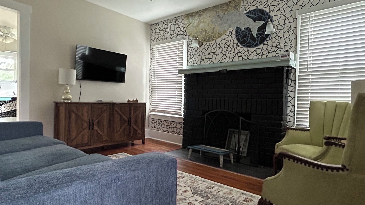 Photo of Bedroom in Crystal Beach
