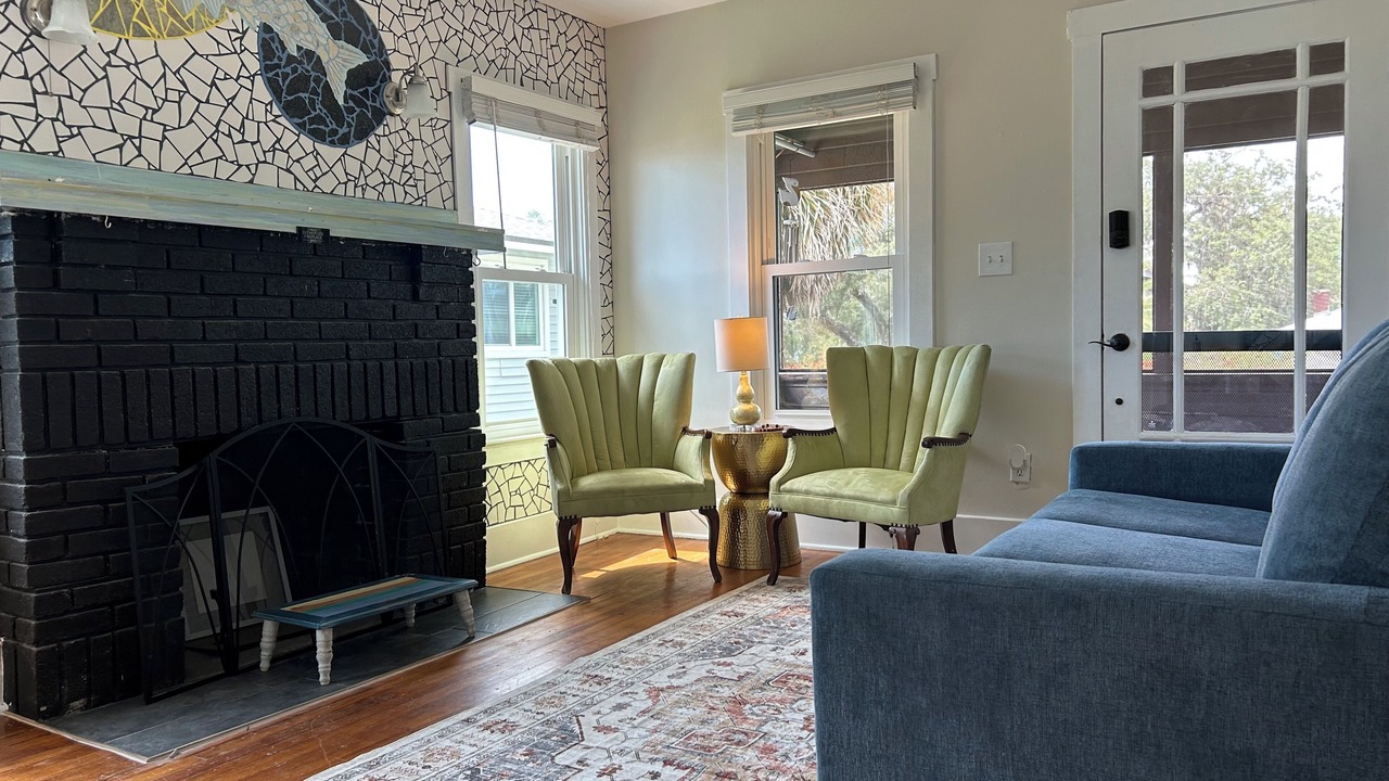 Photo of Bedroom in Crystal Beach