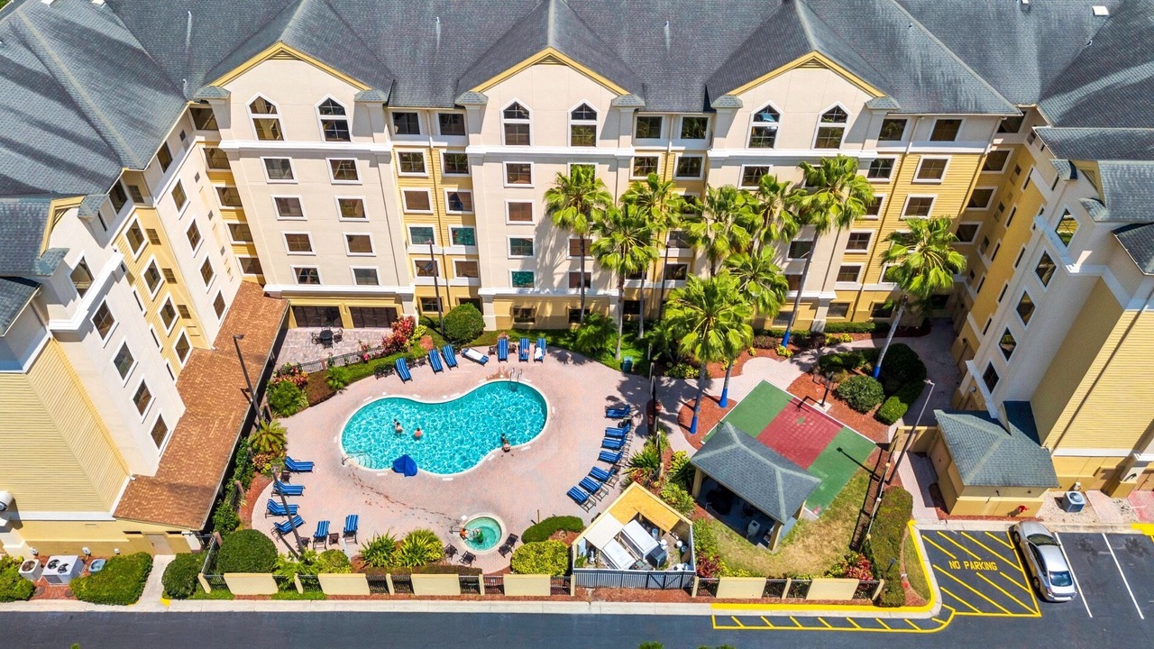 Photo of Outdoor in Florida Center