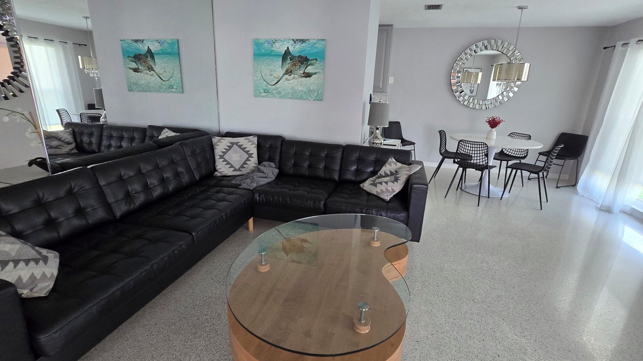Photo of Livingroom in Palmetto