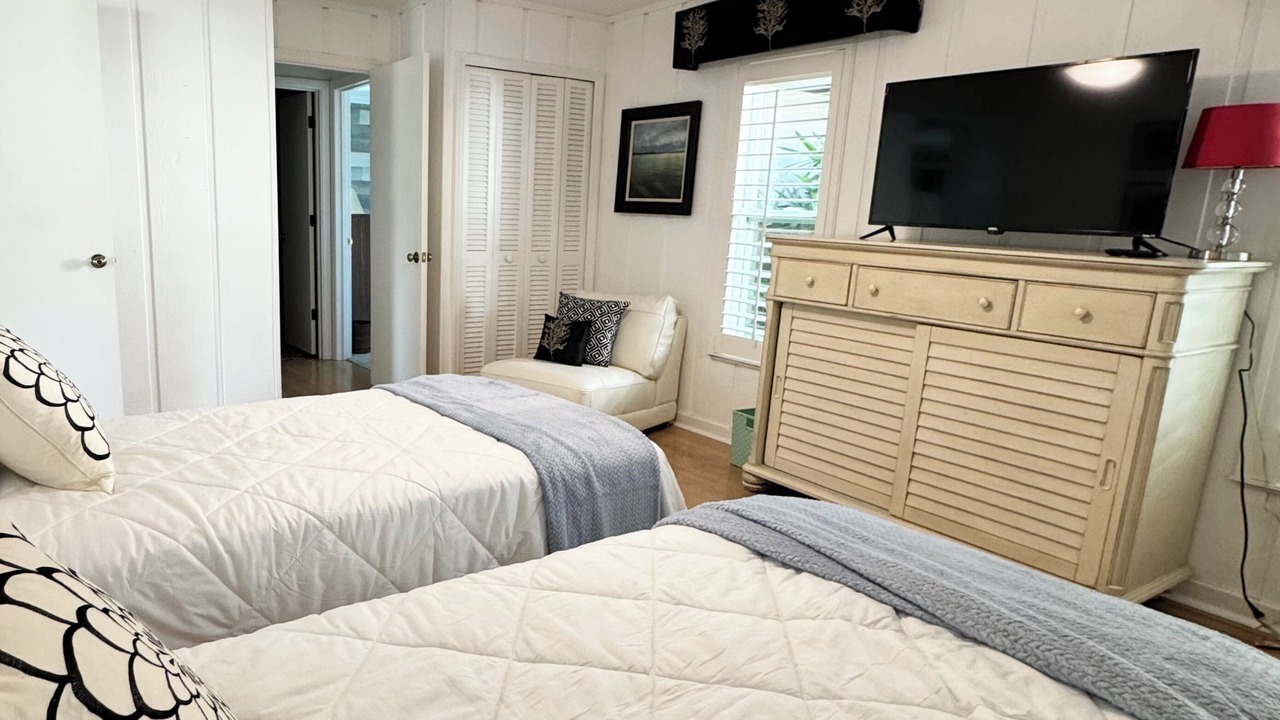 Photo of Bedroom in Trailer Estates