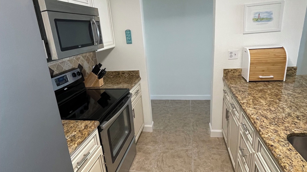 Photo of Kitchen in Ponce Inlet