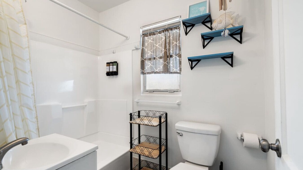 Photo of Bathroom in Bay Esplanade