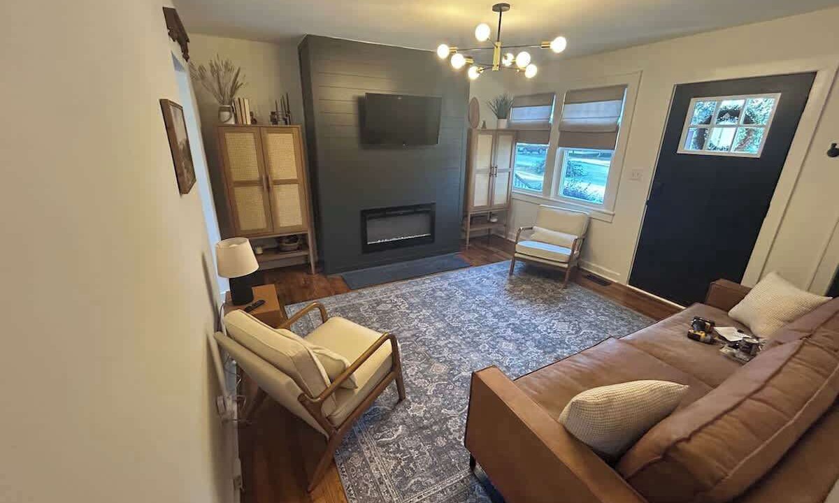Photo of Livingroom in Greenwood