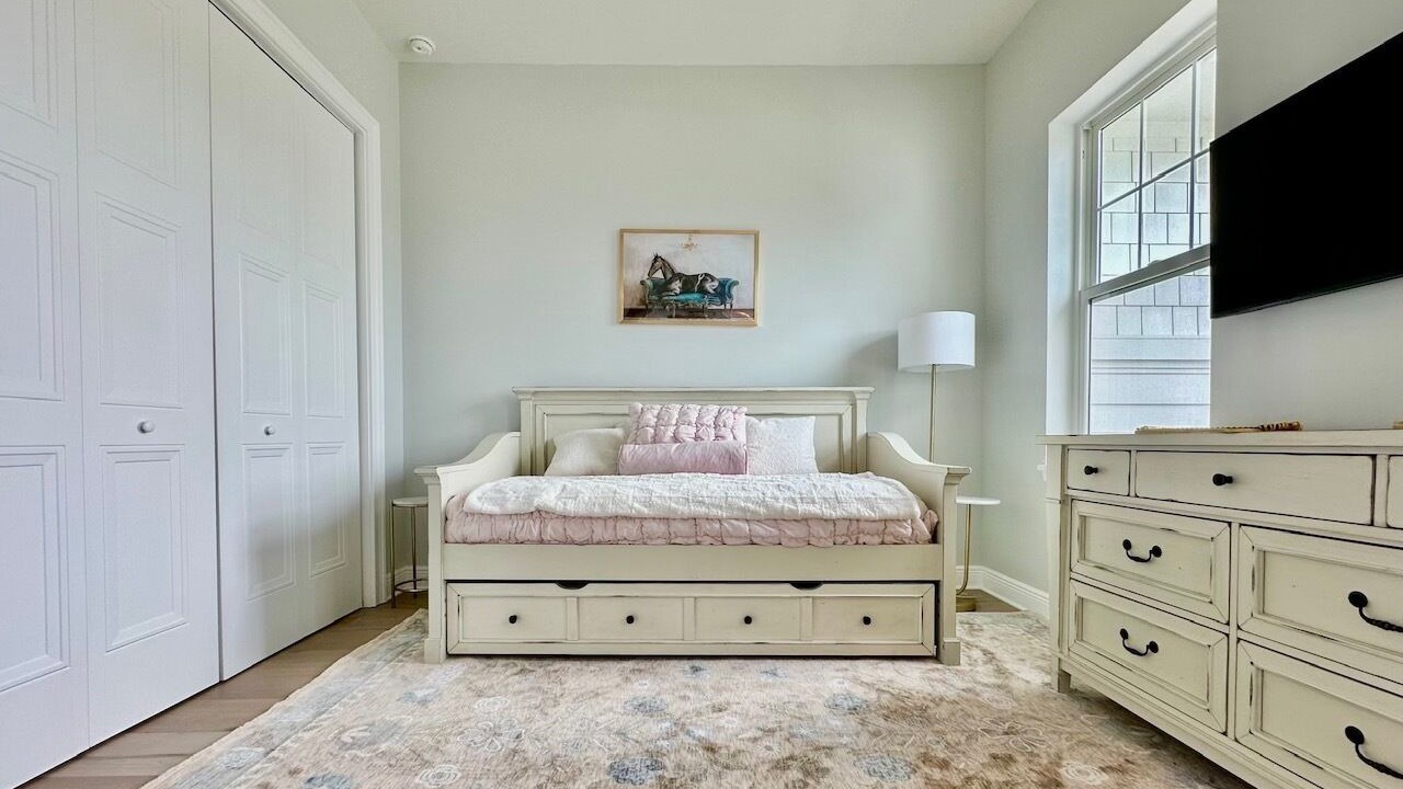 Photo of Bedroom in Historic District