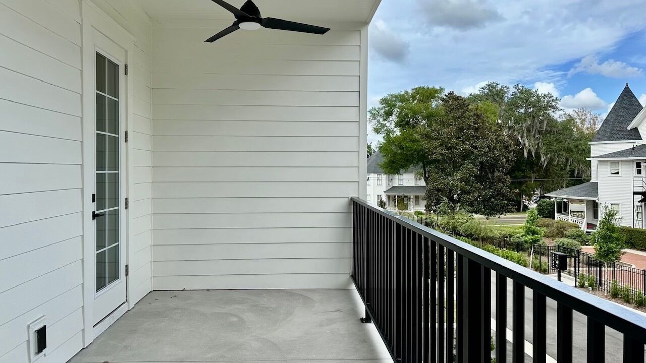 Photo of Patio Balcony in Historic District