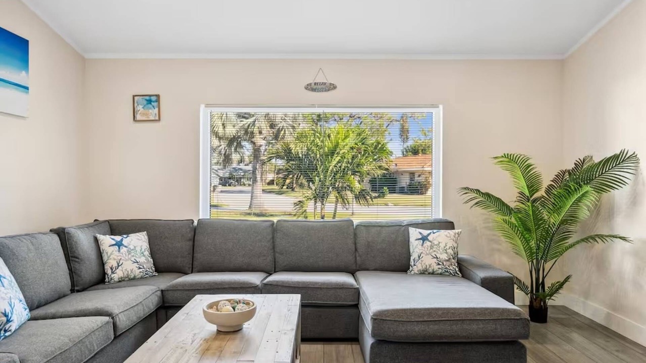 Photo of Bedroom in Gulf Gate Estates